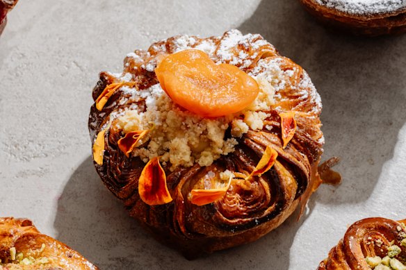 Apricot danish.