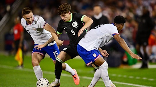 Jordan Bos takes on two Americans.