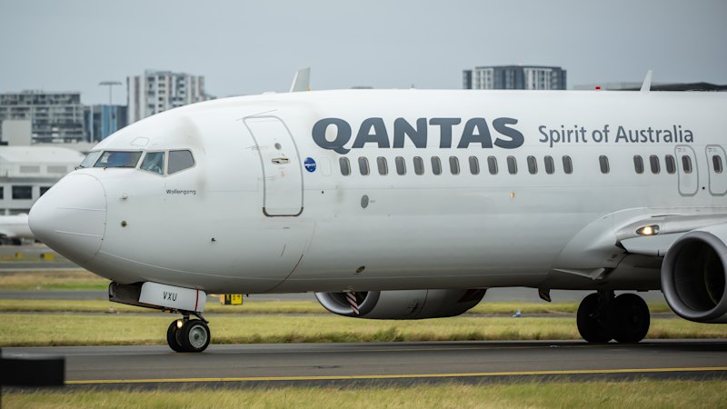 Fourth Sydney Airport safety incident under investigation in as many weeks