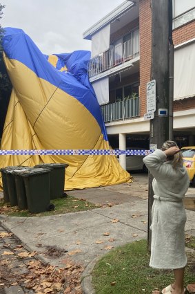 Elwood residents were left scratching their heads when the hot air balloon landed in their neighbourhood on Wednesday morning.