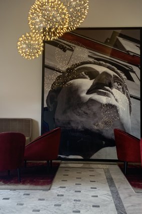 No mistaking where you are … a mural in the hotel foyer.