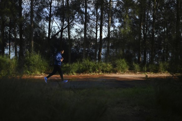 Crowds on the Bay Run during last year’s lockdown prompted NSW Police to patrol the popular exercise route on horseback. 