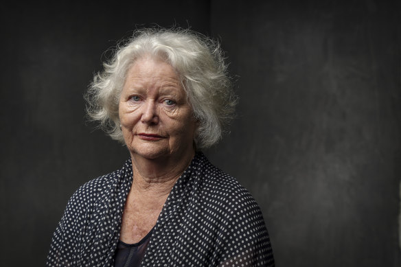 Lynette Kinghorn begged the nurses to help her keep her baby girl. 