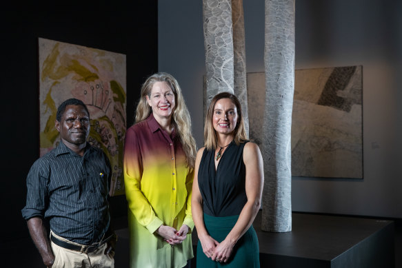 NATSIAA judges, left to right, Tiwi artist and cultural leader Pedro Wonaeamirri, Art Gallery of South Australia director Rhana Devenport and Tasmanian Museum and Art Gallery senior curator of Indigenous cultures Zoe Rimmer. 