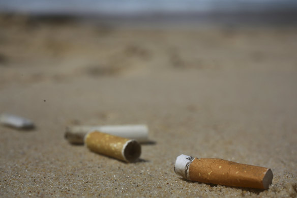 Research has found the rate of smoking-related death in Aboriginal and Torres Strait Islander adults is more than one in three.