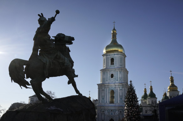  A monument to Bohdan Khmelnytskyi, a central figure in Ukrainian history during the 17th century, in front of St. Sofia Cathedral, Kyiv. The city was founded long before Moscow. 
