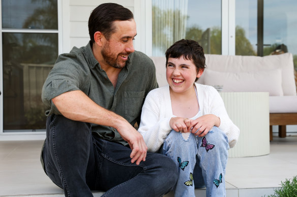 Sienna Worgen, with father Scott, has acute lymphoblastic leukaemia and requires blood donations.  