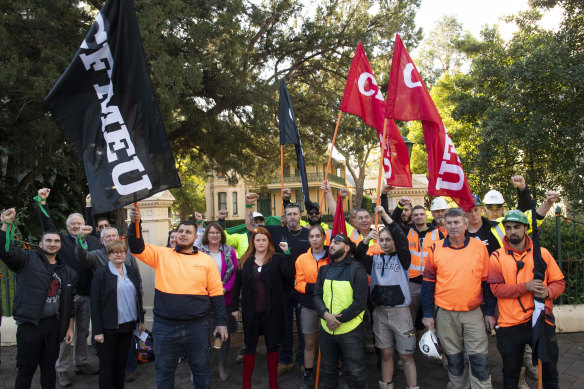 The CFMEU NSW secretary Darren Greenfield announces the green ban on historic Willow Grove and St. George's terrace in Parramatta.