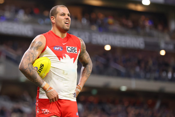 Retired Swans great Lance Franklin has agreed to a lap of honour in round 24.