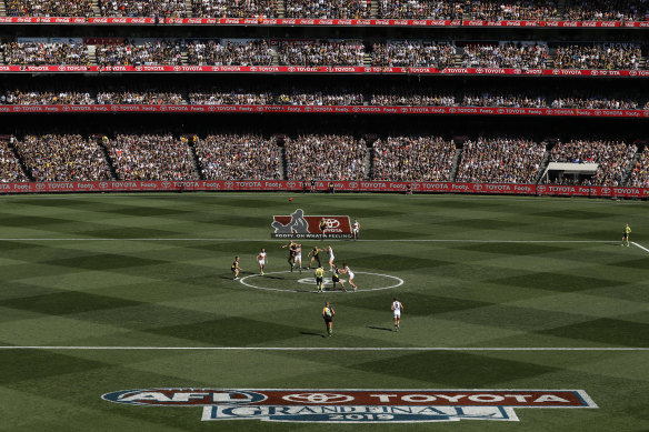 Victorian Premier Daniel Andrews is determined to have spectators at this year’s AFL grand final.