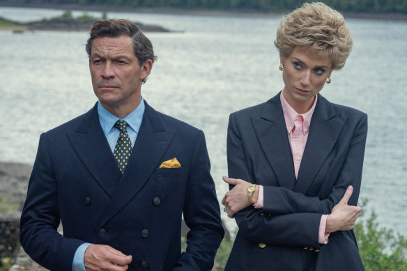 Charles (Dominic West) and Diana (Elizabeth Debicki) in The Crown.