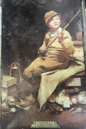 Geoff, the Archibald portrait by W.B. McInnes that was used by MacRobertson’s on their 1930s chocolate boxes.