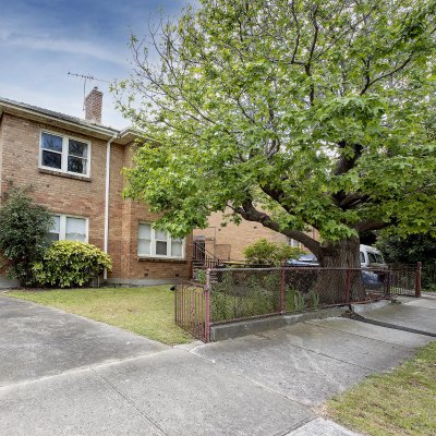 Brunswick apartment block sells for $1.9 million post auction