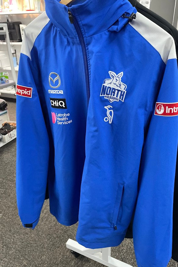 Clarkson left his blue coaching jacket in the pile. 