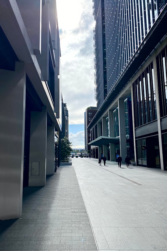 
The streets of Barangaroo are handsome, in a mildly dystopian way, but still, on a mid-week lunchtime, almost deserted. 

