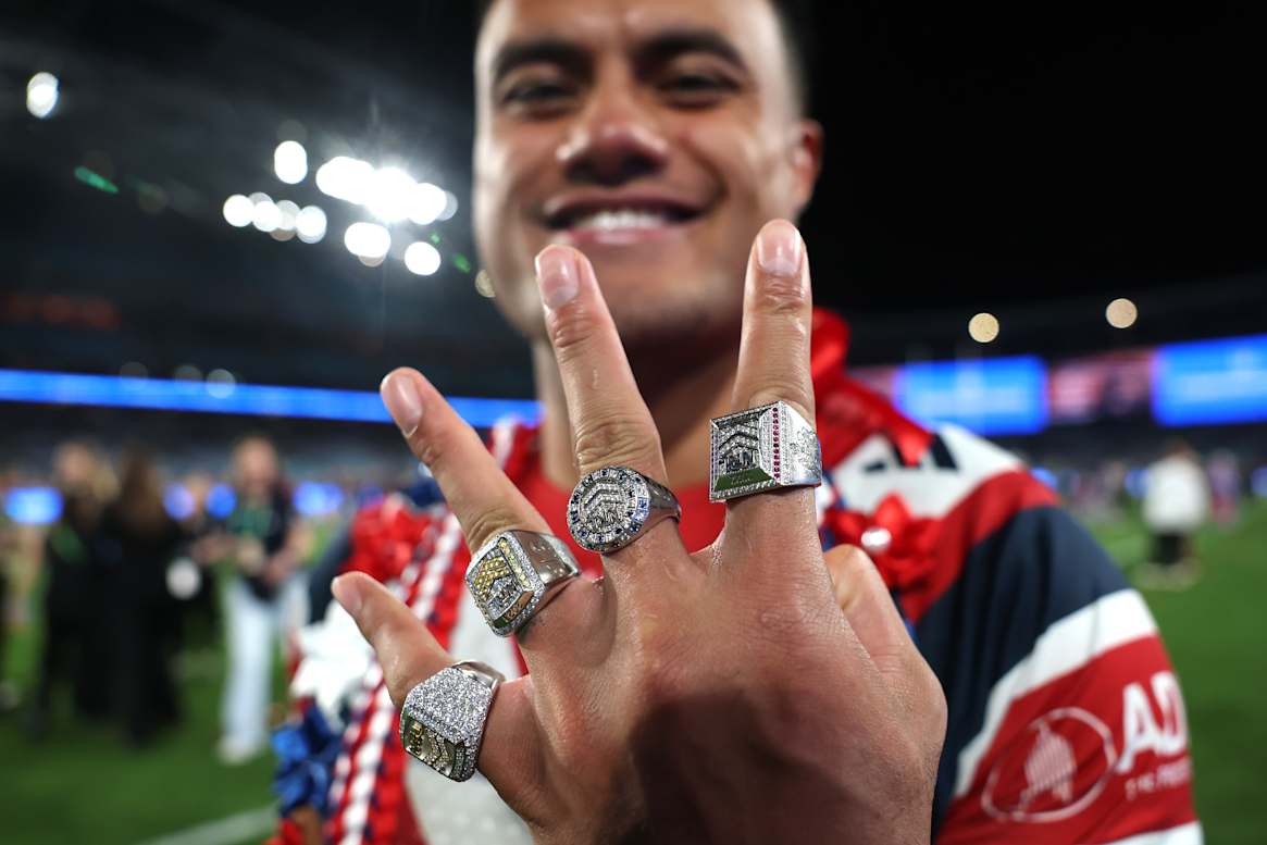‘Boots, pompoms’ and premiership bling: Inside Leniu’s kitbag for last Roosters ride