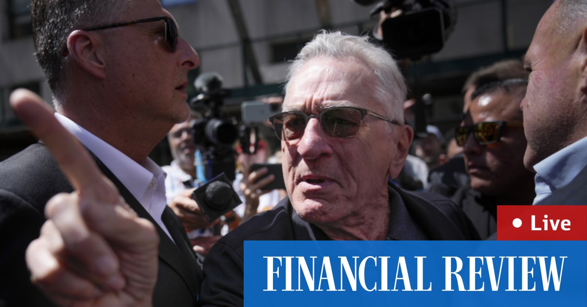 Robert De Niro labels Donald Trump a ‘clown’ who will be ‘dictator for life’