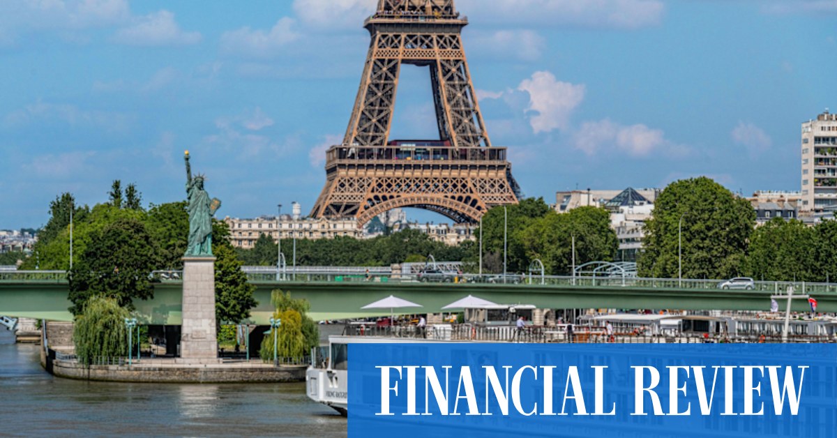 Fancy a luxury suite on the Seine right under the Eiffel Tower? Read this - Vimarsana News