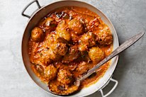 Meatball curry from Lankan Filling by O Tama Carey.