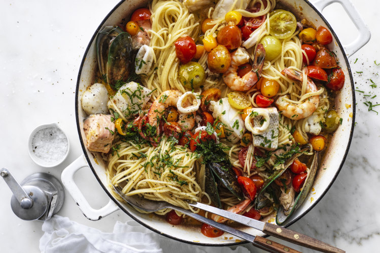 Adam Liaw’s tomato spaghetti marinara.