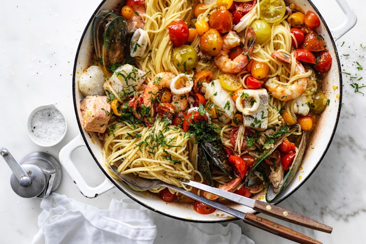 Adam Liaw’s tomato spaghetti marinara.