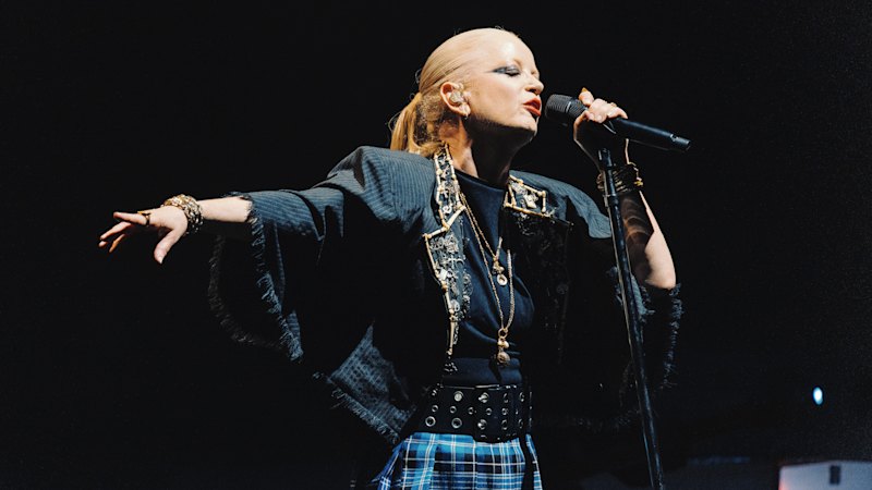 After a tense week of scrutiny, Garbage address the beach ball drama at Palais gig