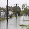 Seymour told to evacuate, too late to leave for Yea as floodwaters rise