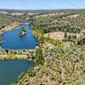 Le Lake Retreat in Gidgegannup.