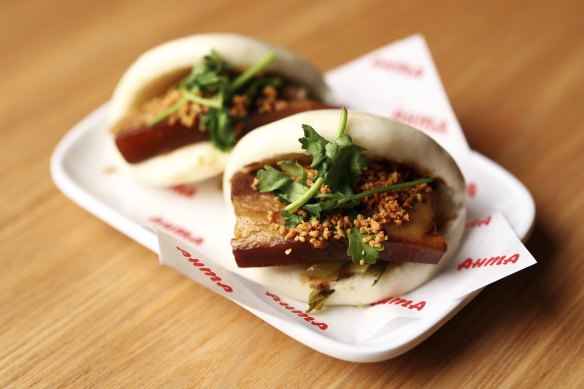 Steamed bun with braised pork belly.