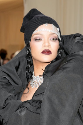 Gilmore likes Rihanna’s independent attitude as much as 
her “out-there” fashion sense. 