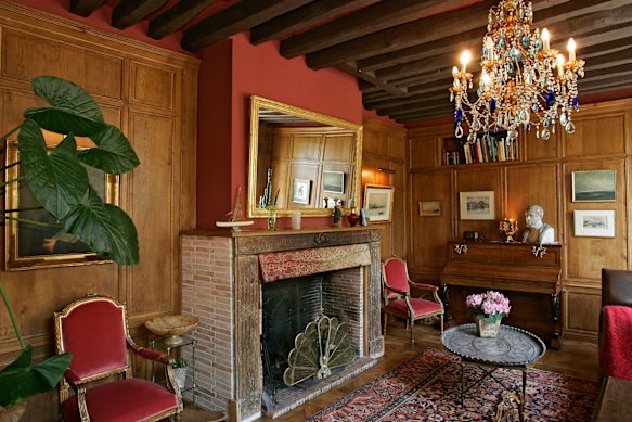 La Maison de Lucie, a charming antique-filled hotel in Honfleur, France.