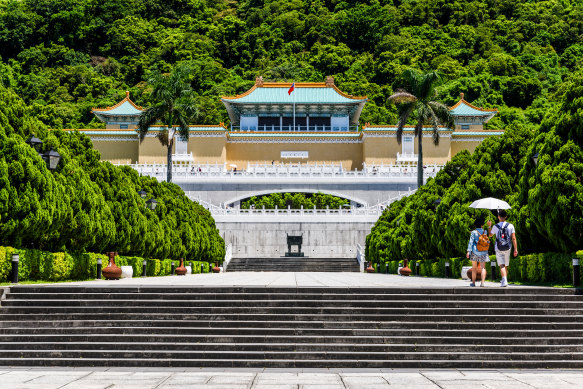 The National Palace Museum has the largest collection of Chinese art and excellent shops.