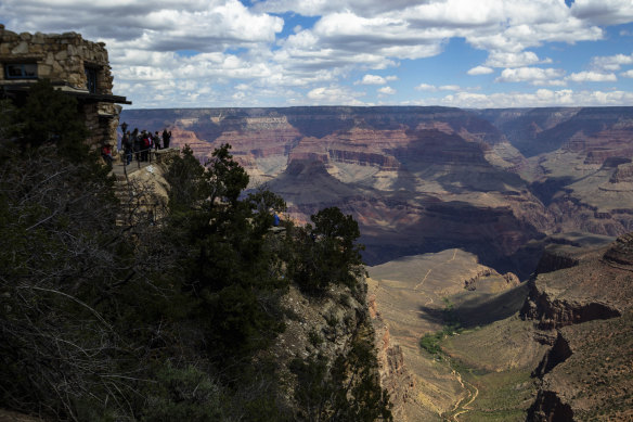 Looking out from the South Rim at the Grand Canyon, Arizona.