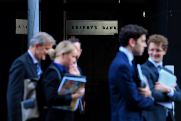 It is the first time since March and April last year that the RBA has left the cash rate unchanged at two consecutive meetings.