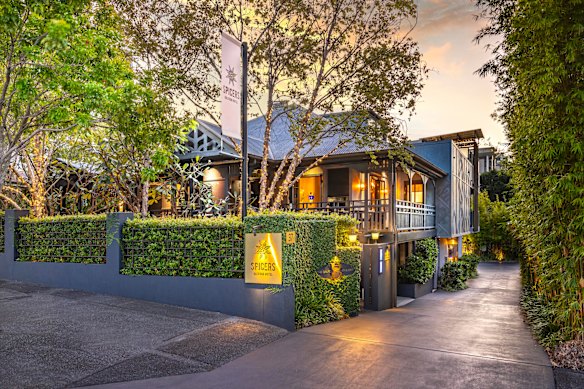 The entrance to Spicers Balfour Brisbane.