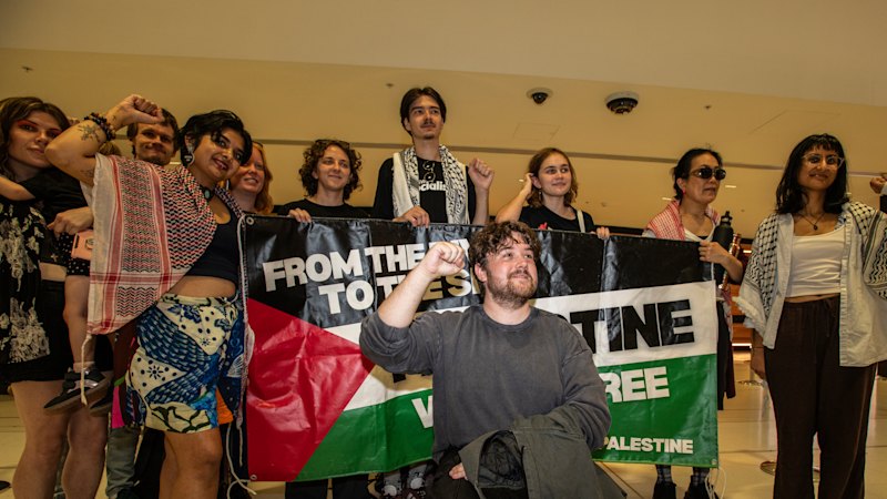 Six Australian Gaza flotilla detainees freed by Israel