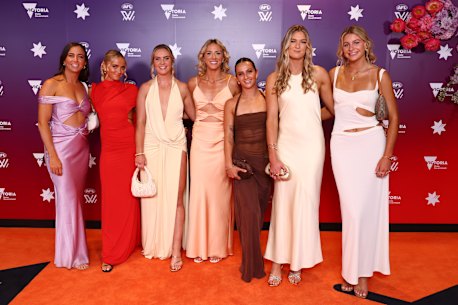 From left: Laura Pugh, Holly Ifould, Aisling McCarthy, Gabby Newton, Angelique Stannett, Mim Strom and Indi Strom of the Dockers.