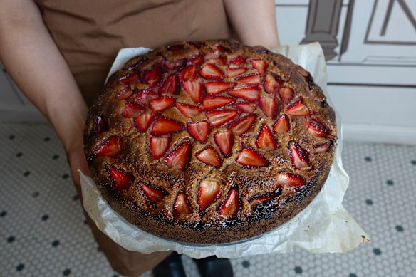 Brown-butter stawberry cake.