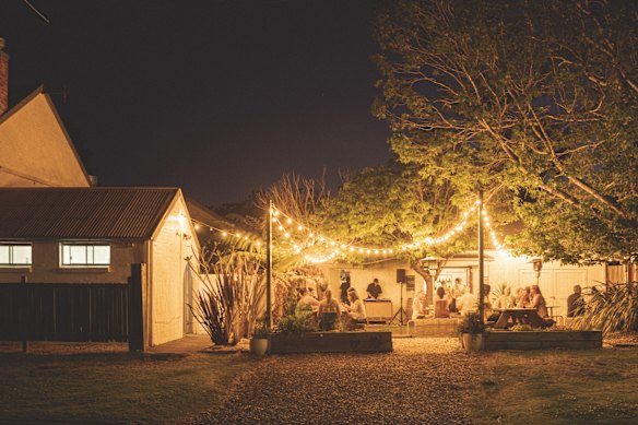 Berry General Store, Berry.