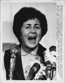 Juanita Castro denouncing her brother during a press conference at Miami Airport, 1964.