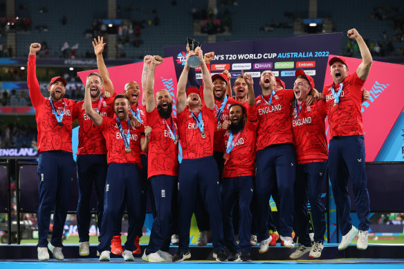 England skipper Jos Buttler and his teammates celebrate World Cup victory at the MCG.