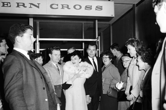 Judy Garland at the Southern Cross Hotel, Melbourne. 