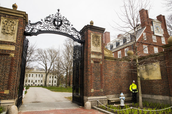 Harvard University could face an exodus of Chinese students.