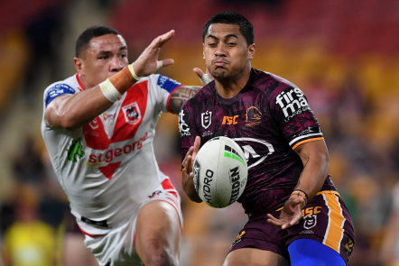 Broncos star Anthony Milford faces more time on the sidelines after re-injuring his hamstring.