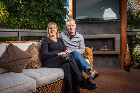 Carol and Grant Farrar are selling their long-held family home in Bundoora before more interest rate rises hit.