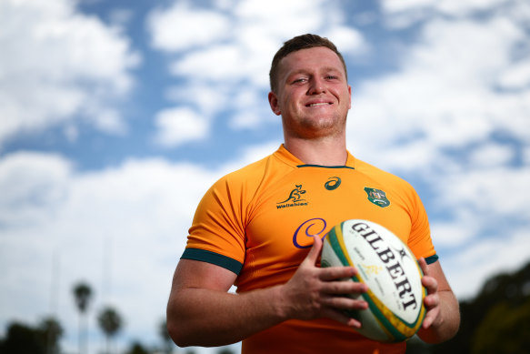 Angus Bell has re-signed with Australian rugby for the next four years.