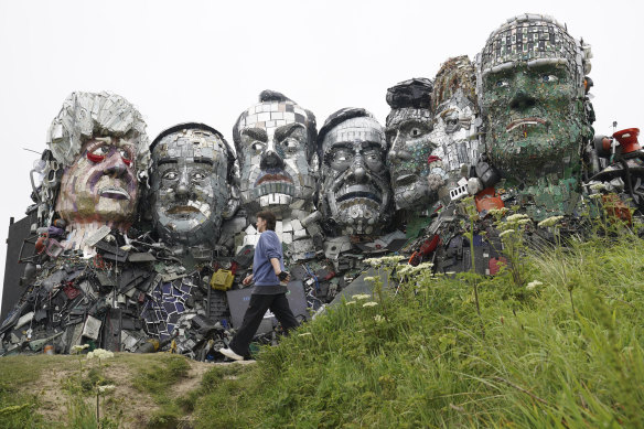 Mount Recyclemore, a sculpture made out of e-waste in Cornwall, England, highlights the growing threat of e-waste. 