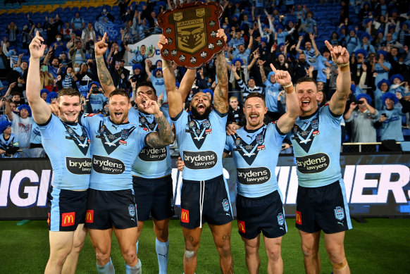 NSWRL will bankroll the Blues team during the stand-off with the ARLC.