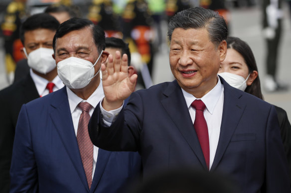Pressure is building on Chinese President Xi Jinping to make a decisive move to help shore up the economy.