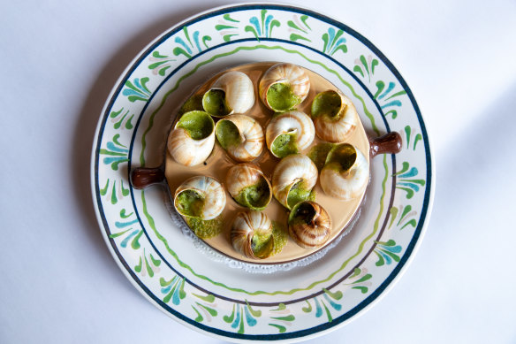 Burgundy snails at Bouillon l’Entrecôte.